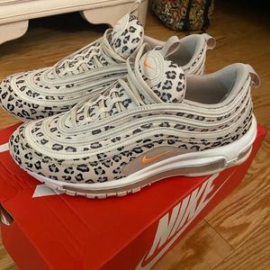 Nike 97 size 10